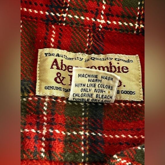 Abercrombie & Fitch long sleeve button down red plaid women’s Small soft cotton - Picture 7 of 14